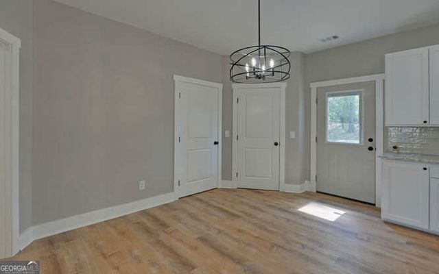 71 Crestwood Drive, Hartwell, GA 30643