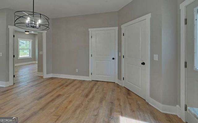 71 Crestwood Drive, Hartwell, GA 30643
