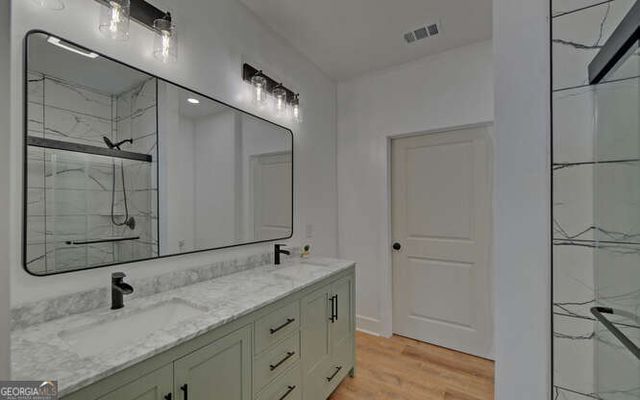 71 Crestwood Drive, Hartwell, GA 30643