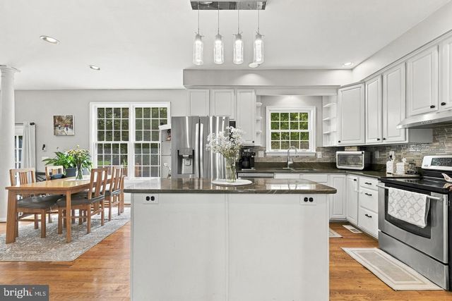 11624 CYGNET DR, Waldorf, MD 20601