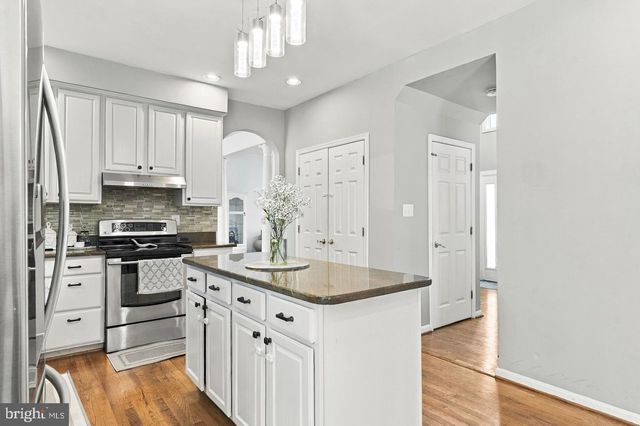 11624 CYGNET DR, Waldorf, MD 20601