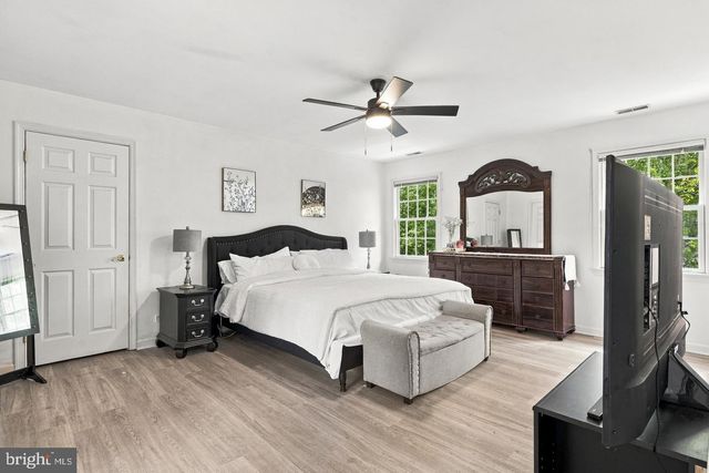 11624 CYGNET DR, Waldorf, MD 20601