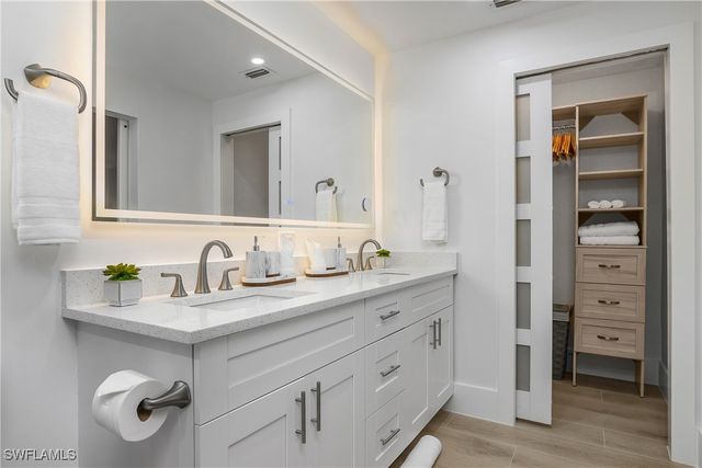 5015 Skyline BLVD, Cape Coral, FL 33914