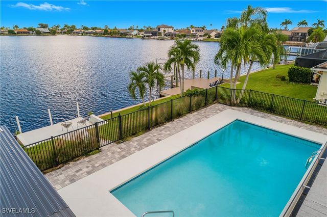 5015 Skyline BLVD, Cape Coral, FL 33914