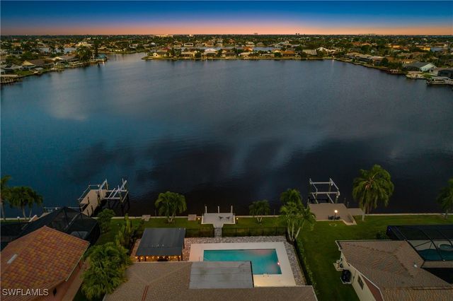 5015 Skyline BLVD, Cape Coral, FL 33914