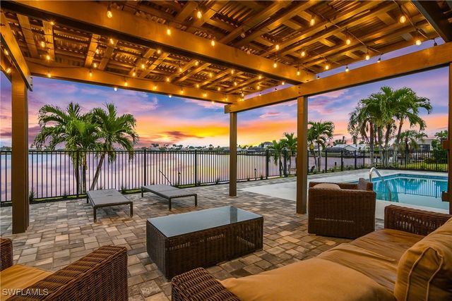 5015 Skyline BLVD, Cape Coral, FL 33914