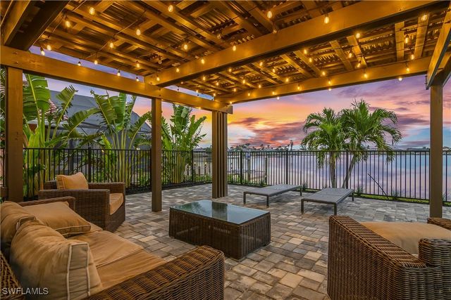 5015 Skyline BLVD, Cape Coral, FL 33914