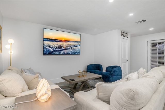 5015 Skyline BLVD, Cape Coral, FL 33914