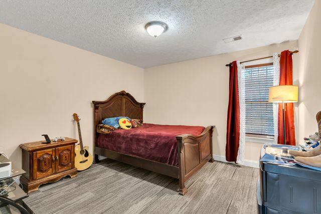 208 Dimaggio Dr, Springfield, TN 37172