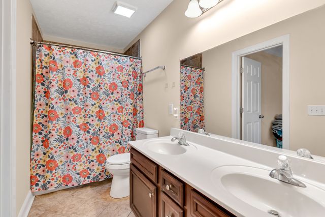 208 Dimaggio Dr, Springfield, TN 37172