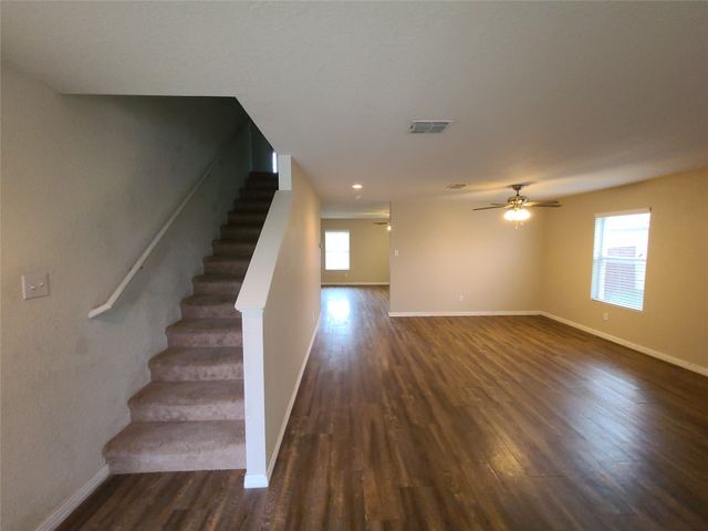 12141 Shine Avenue, Rhome, TX 76078