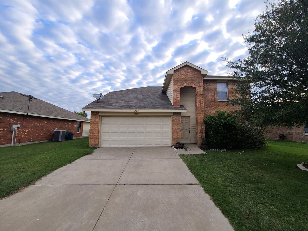 12141 Shine Avenue, Rhome, TX 76078