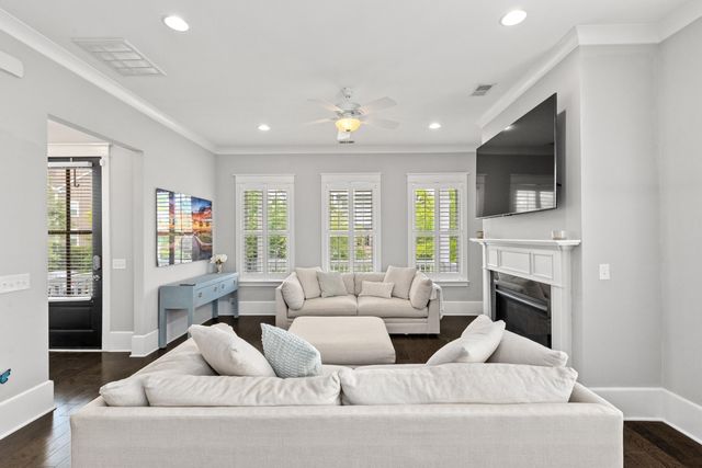 1675 Pierce Street, Daniel Island, SC 29492