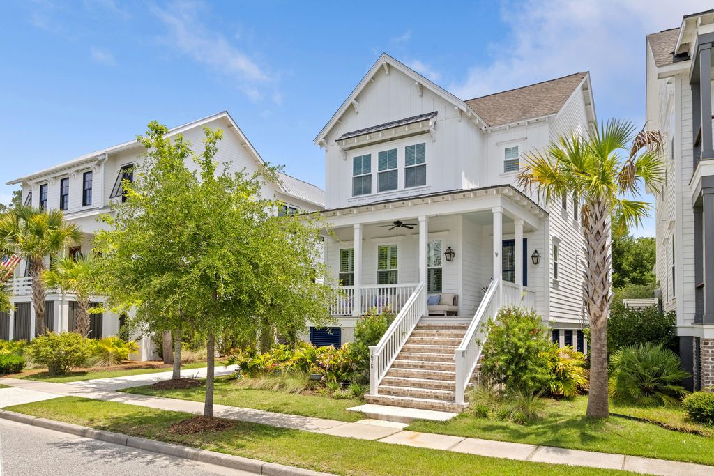 1675 Pierce Street, Daniel Island, SC 29492