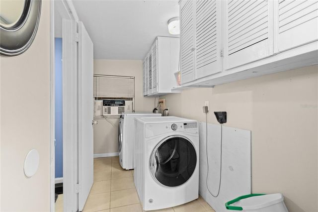 180 E HORTON AVENUE, Englewood, FL 34223