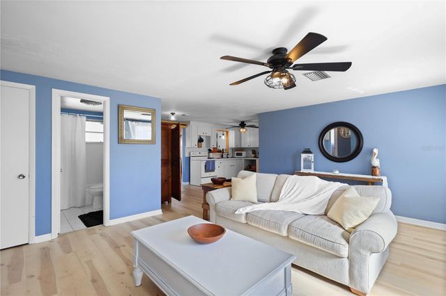 180 E HORTON AVENUE, Englewood, FL 34223