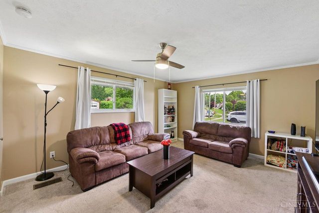 7089 Bluecrest Drive, Cincinnati, OH 45230