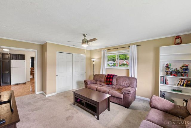 7089 Bluecrest Drive, Cincinnati, OH 45230