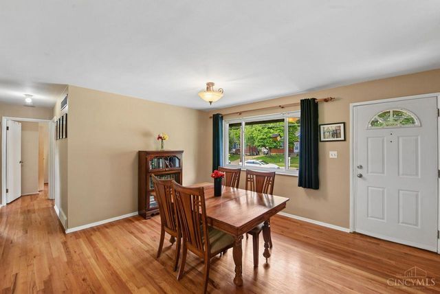 7089 Bluecrest Drive, Cincinnati, OH 45230