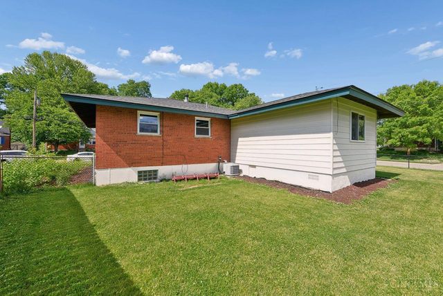 7089 Bluecrest Drive, Cincinnati, OH 45230