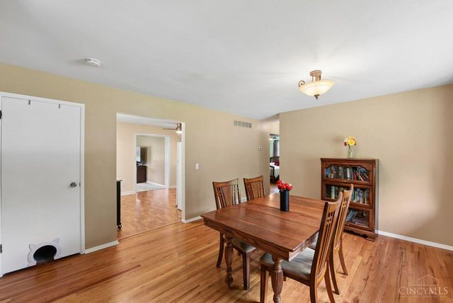 7089 Bluecrest Drive, Cincinnati, OH 45230