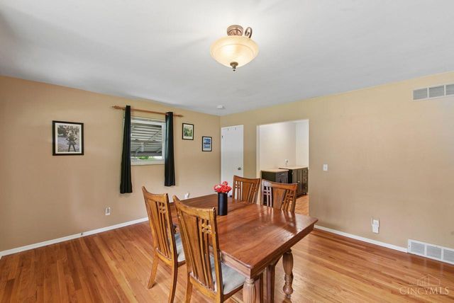 7089 Bluecrest Drive, Cincinnati, OH 45230