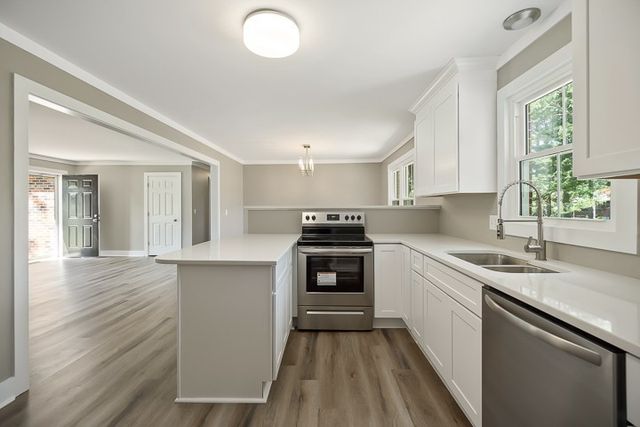 814 Chickasaw Trl, Mcminnville, TN 37110