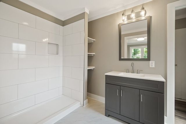 814 Chickasaw Trl, Mcminnville, TN 37110