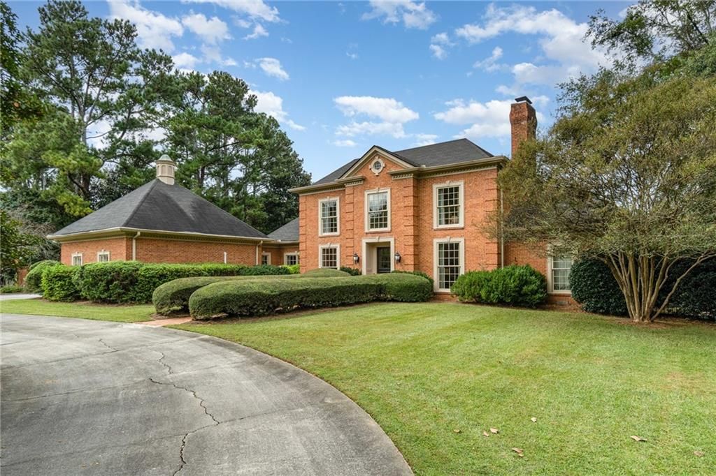 2916 Rivermeade NW Drive, Atlanta, GA 30327