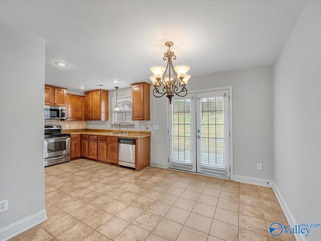 15813 Cold Branch Dr NW, Harvest, AL 35749