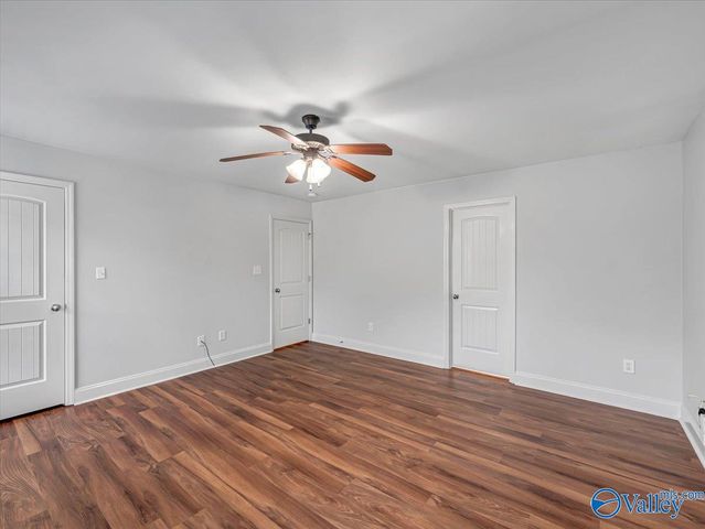 15813 Cold Branch Dr NW, Harvest, AL 35749