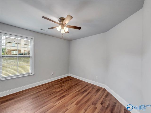 15813 Cold Branch Dr NW, Harvest, AL 35749