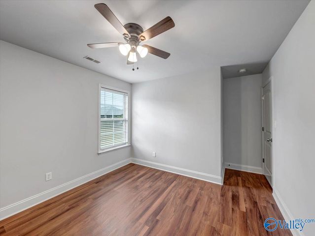 15813 Cold Branch Dr NW, Harvest, AL 35749