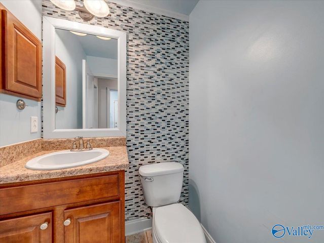 15813 Cold Branch Dr NW, Harvest, AL 35749