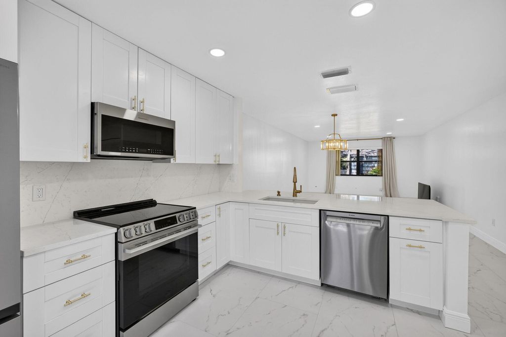 320 Elmira Court, Royal Palm Beach, FL 33411
