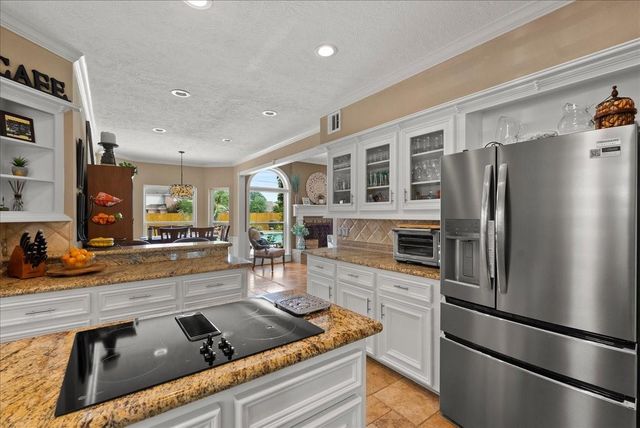 308 Oak Haven Street, Baytown, TX 77520