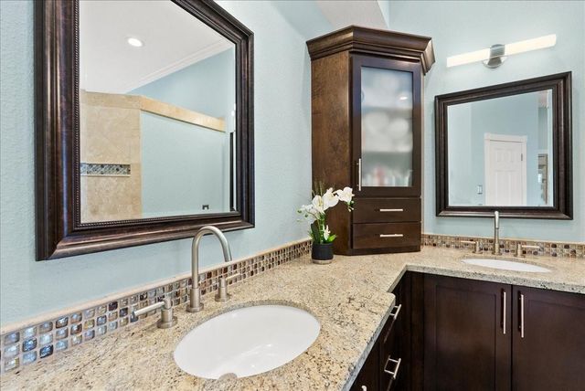 308 Oak Haven Street, Baytown, TX 77520