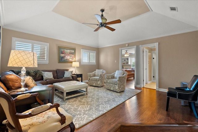 308 Oak Haven Street, Baytown, TX 77520