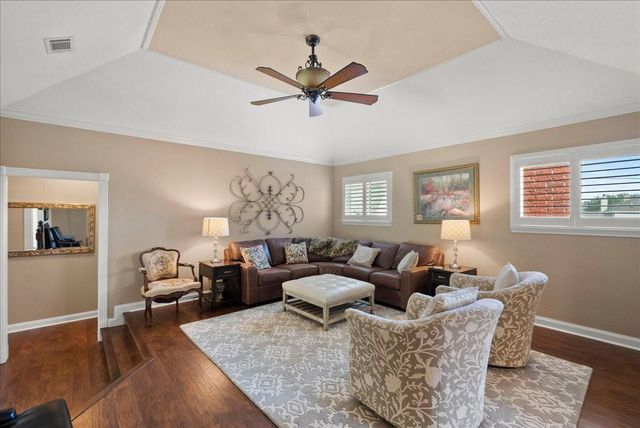 308 Oak Haven Street, Baytown, TX 77520