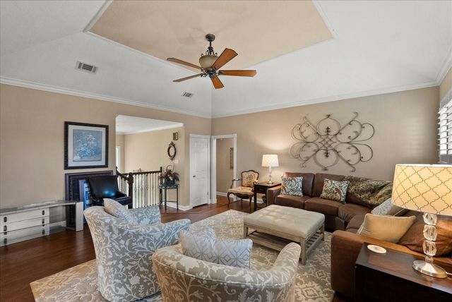 308 Oak Haven Street, Baytown, TX 77520