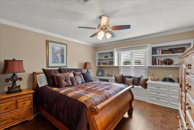 308 Oak Haven Street, Baytown, TX 77520