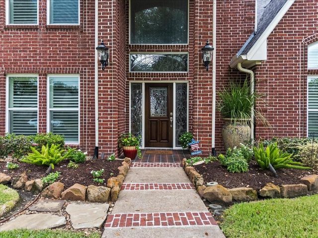 308 Oak Haven Street, Baytown, TX 77520