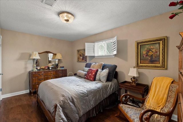 308 Oak Haven Street, Baytown, TX 77520