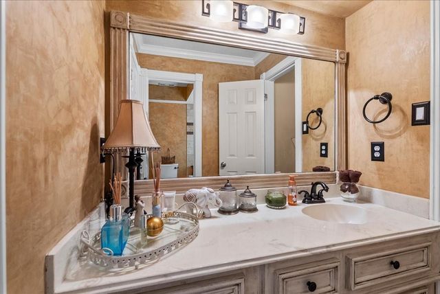 308 Oak Haven Street, Baytown, TX 77520