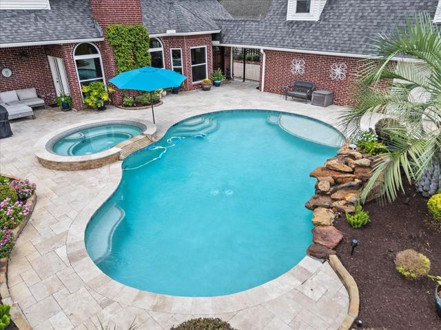 308 Oak Haven Street, Baytown, TX 77520