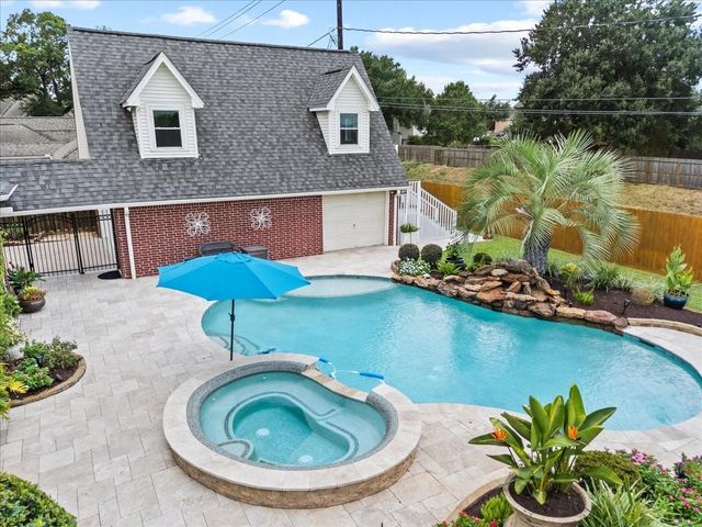 308 Oak Haven Street, Baytown, TX 77520
