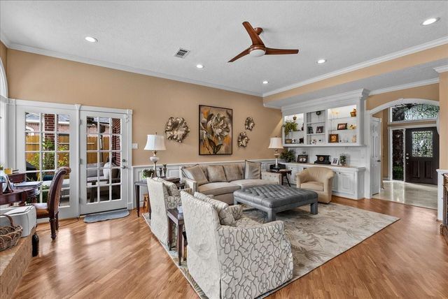 308 Oak Haven Street, Baytown, TX 77520