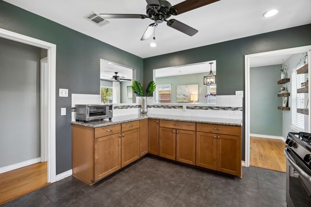 10253 San Juan Avenue, Dallas, TX 75228