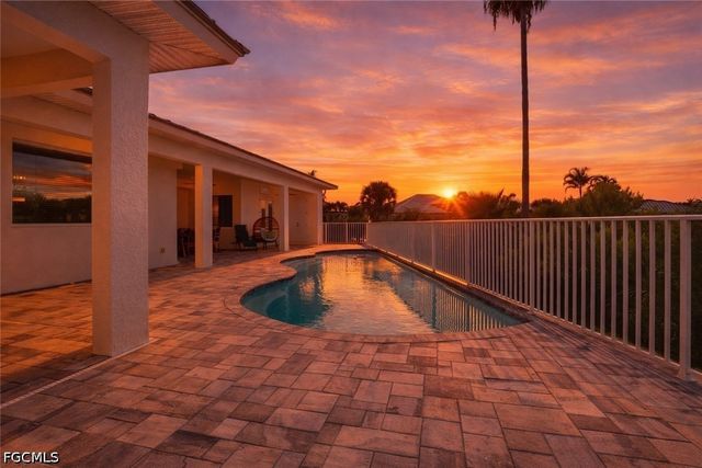 16803 Prince Phillip CT, Cape Coral, FL 33991