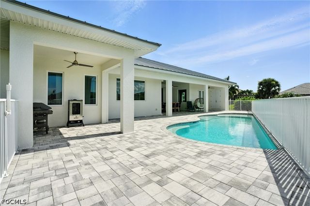 16803 Prince Phillip CT, Cape Coral, FL 33991
